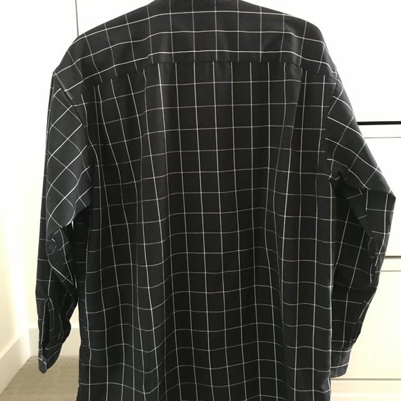 UNIQLO Black shirt - Men's size M - Picture 3 of 6